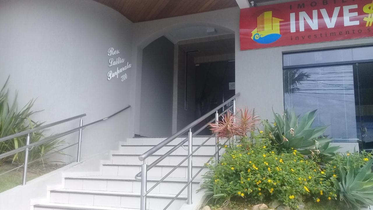 Apartamento De 2 Domitorios E 1 Garagem No Centro De Bombinhas 50 Metros Da Praia Na Avenida Principal Proximo Ao Shopping Punta Blu Экстерьер фото