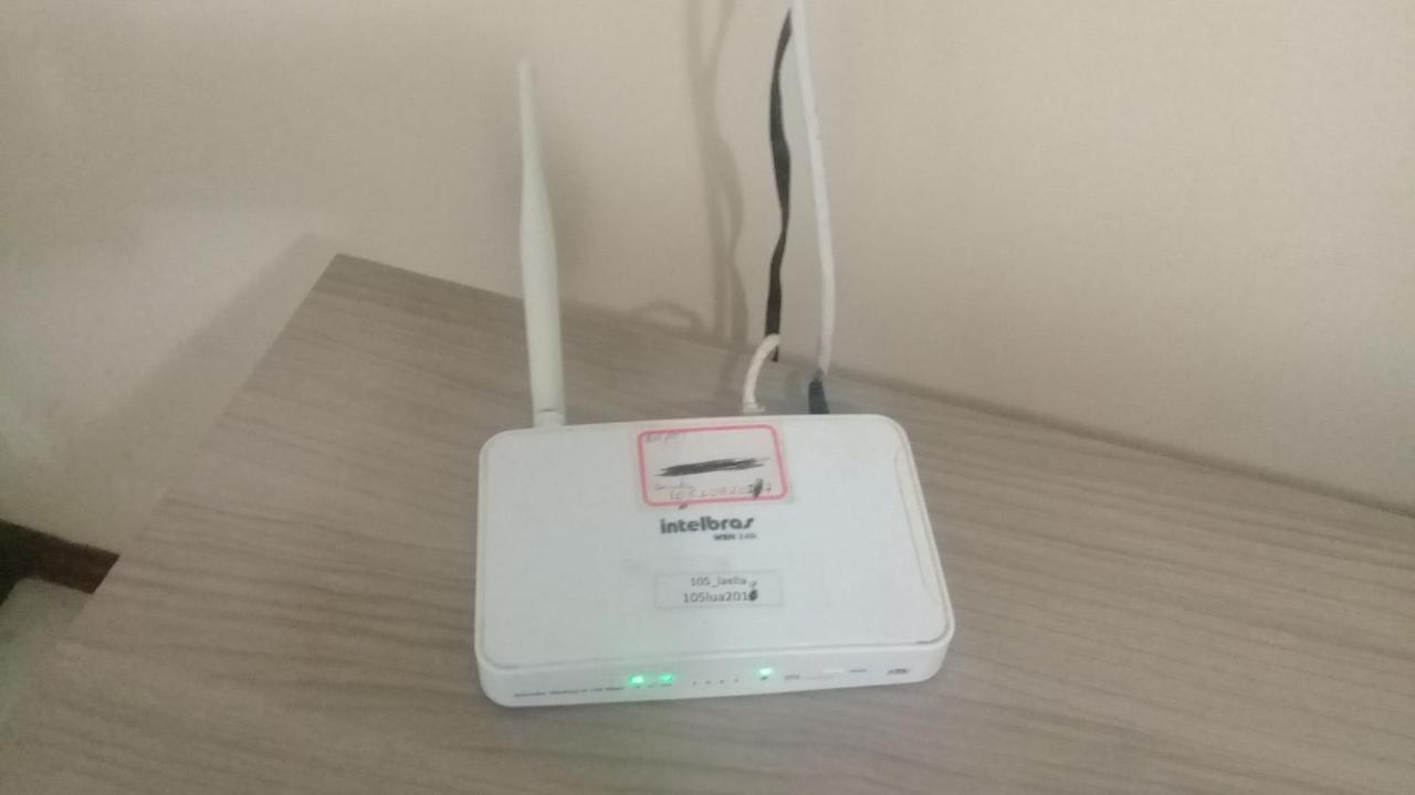 Apartamento De 2 Domitorios E 1 Garagem No Centro De Bombinhas 50 Metros Da Praia Na Avenida Principal Proximo Ao Shopping Punta Blu Экстерьер фото