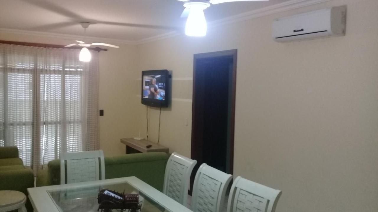 Apartamento De 2 Domitorios E 1 Garagem No Centro De Bombinhas 50 Metros Da Praia Na Avenida Principal Proximo Ao Shopping Punta Blu Экстерьер фото