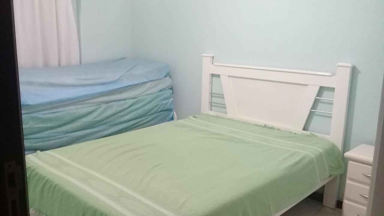 Apartamento De 2 Domitorios E 1 Garagem No Centro De Bombinhas 50 Metros Da Praia Na Avenida Principal Proximo Ao Shopping Punta Blu Экстерьер фото