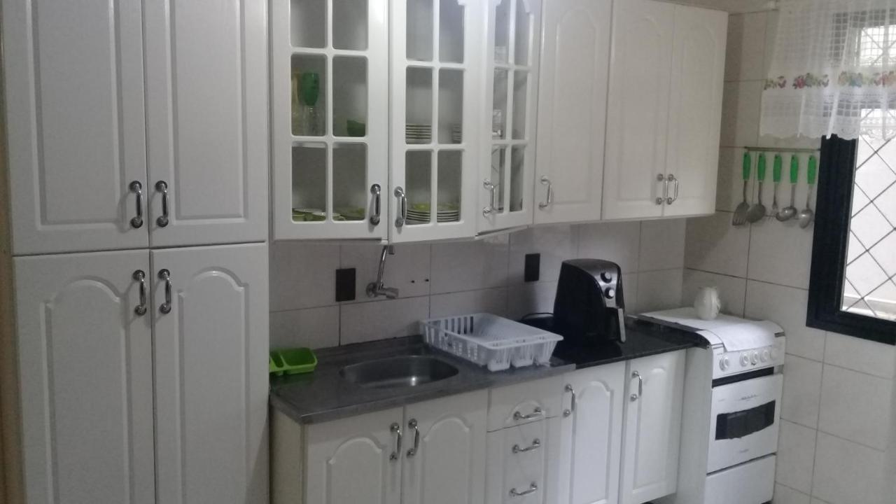 Apartamento De 2 Domitorios E 1 Garagem No Centro De Bombinhas 50 Metros Da Praia Na Avenida Principal Proximo Ao Shopping Punta Blu Экстерьер фото